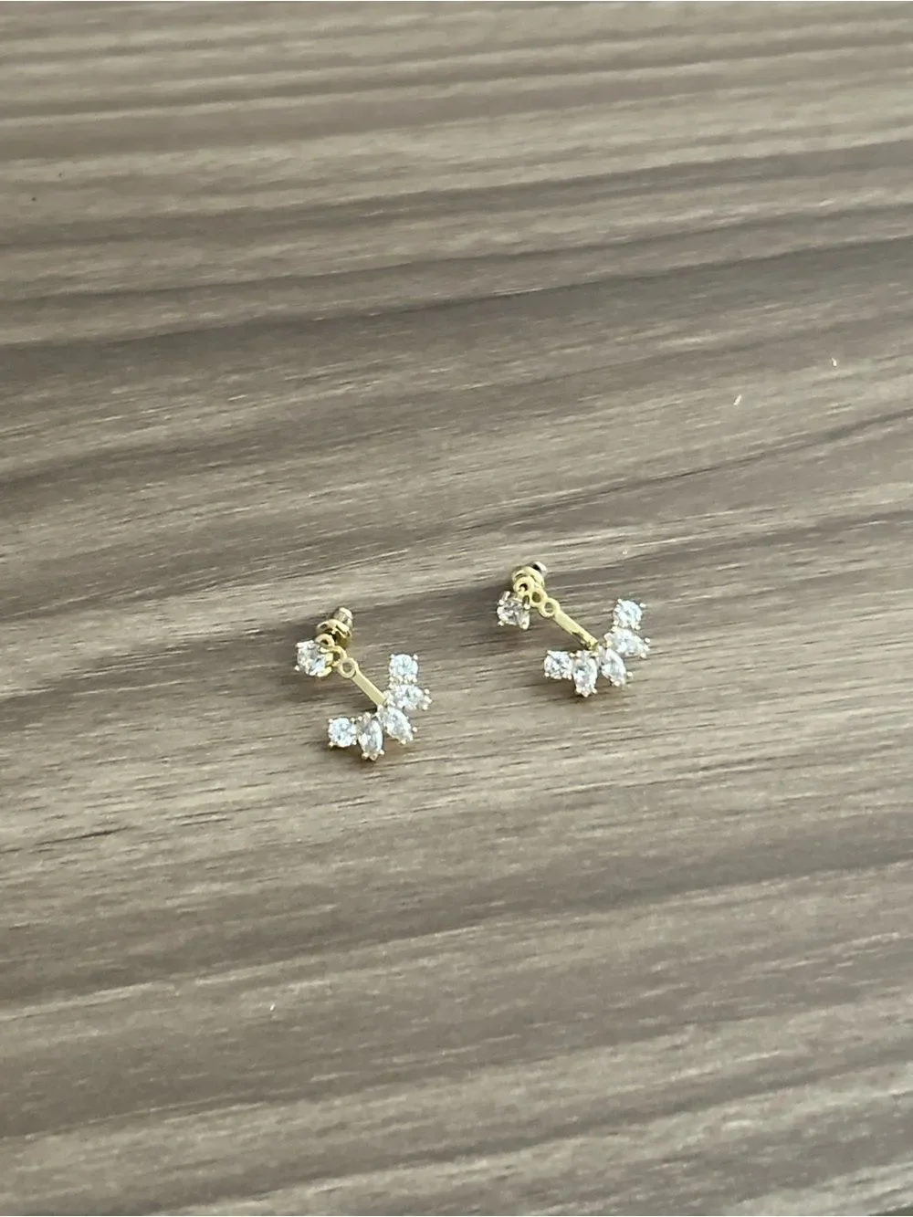 Diamond flower earrings Q1184
